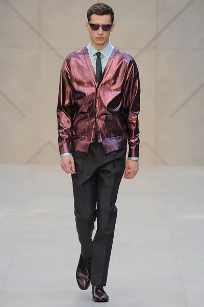 Look 37